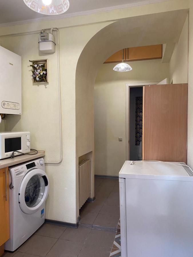 Aleksandr Apartment Odesa Exterior photo
